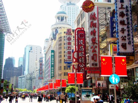 上海南京东路步行街图片