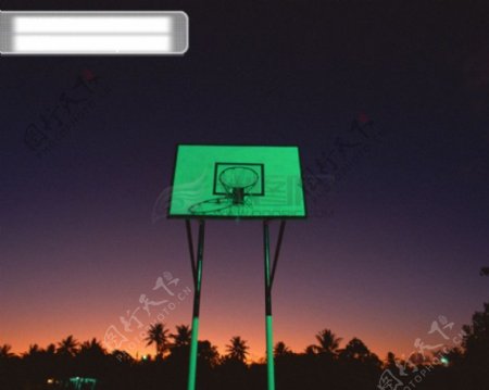篮球架天空晚霞夕阳傍晚