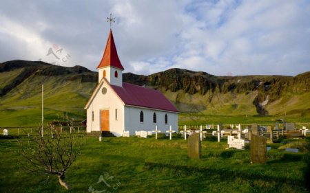 冰岛黑石海滩教堂图片