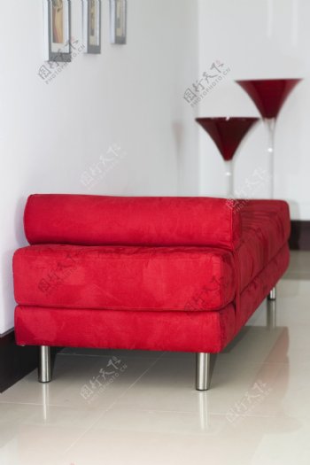 红色家居沙发图片