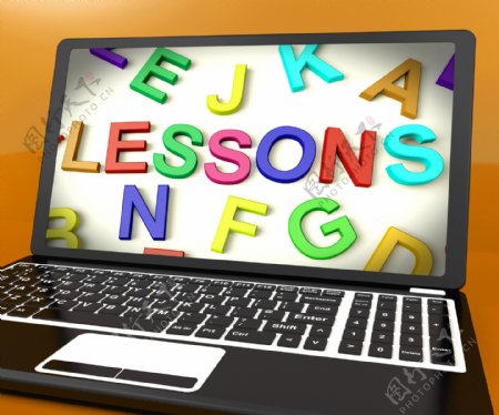 课程在计算机屏幕上显示信息的在线教育
