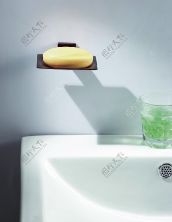 卫浴挂件艺术盆卫浴洁具图片