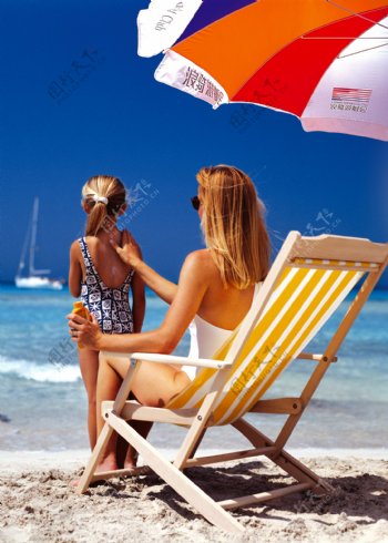 沙滩太阳椅图片