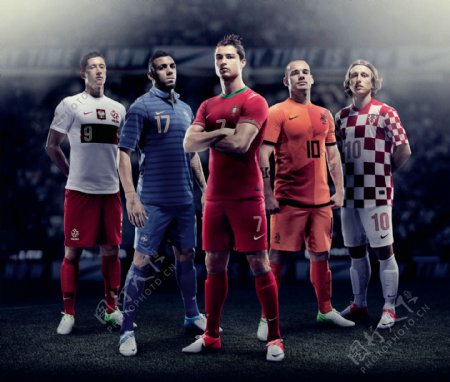 nike足球系列广告宣传平面图片