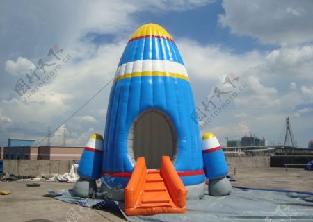 火箭跳床玩具图片