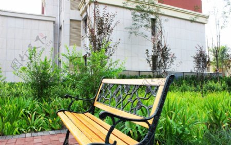 社区绿化休闲椅图片