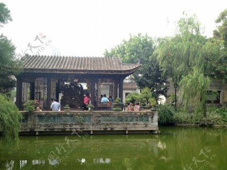 中国古典园林广东佛山梁园水榭景图片