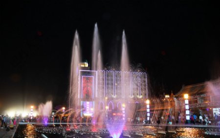 夏夜的呼和浩特喷泉图片