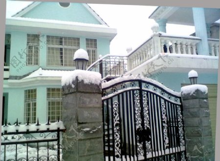雪景别墅图片