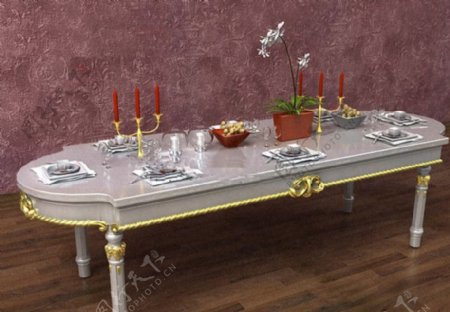 精致欧式家具华丽餐桌图片