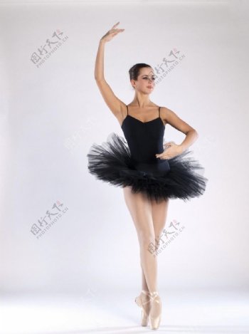 黑发芭蕾舞女比安卡图片