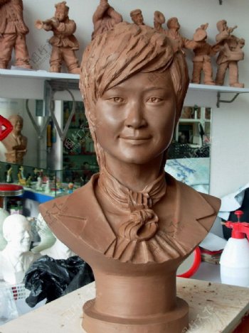 李宇春肖像雕塑图片