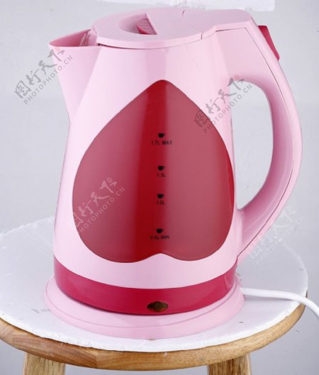 粉色水杯高清图片