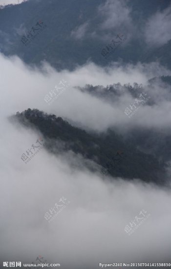 云雾图片