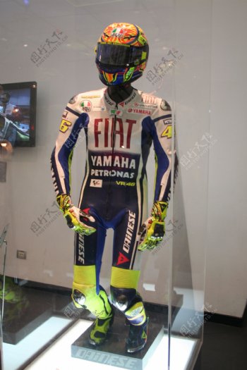 意大利著名摩托车手罗西赛车服图片