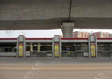 郑州快速公交站图片