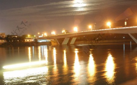 大桥夜色图片