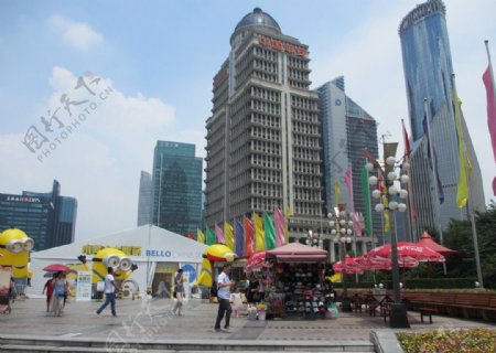 东方明珠广场中国平安大楼图片