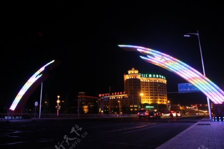 锡林浩特彩虹桥夜景图片
