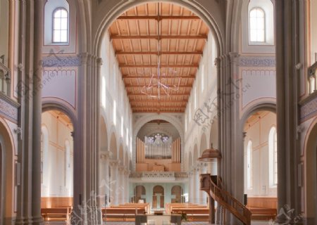 瑞士格拉鲁斯教堂内部图片