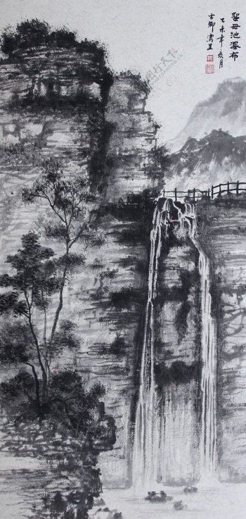 九莲山之圣母池瀑布图片
