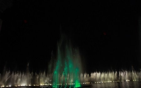 西湖喷泉图片