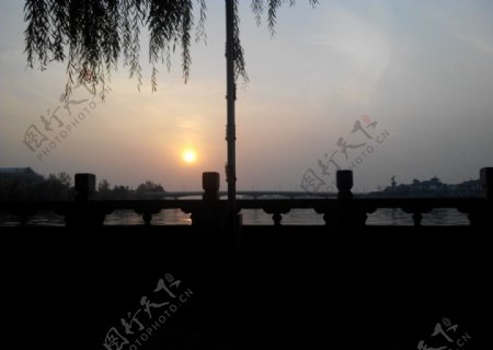 黄台湖夕阳图片