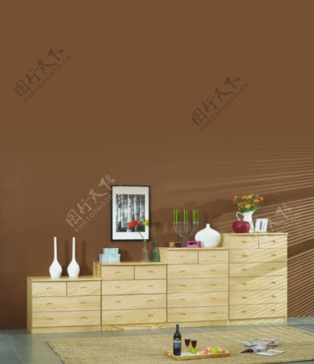 浅色板式家具图片