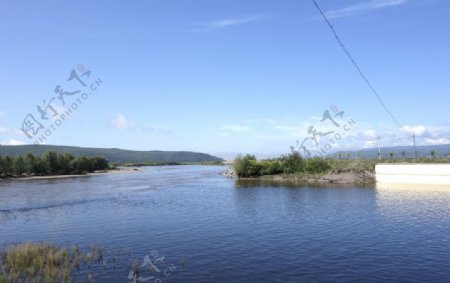 根河南坝夏天风景图片