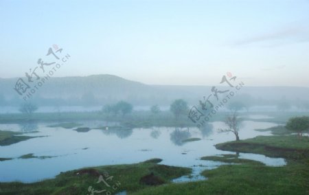 清晨电厂坝外风景图片