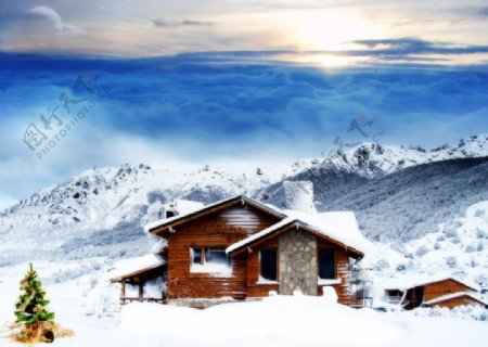 雪山与房屋美景图片