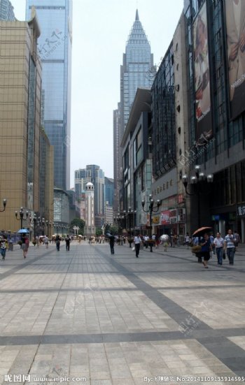 重庆解放碑商业步行街图片