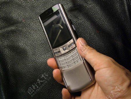 诺基亚N8880手机图片