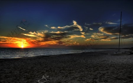 沙滩落日图片