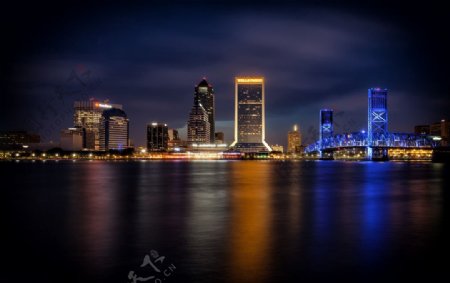 城市夜景海景摄影图片
