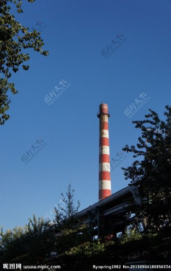 首钢工业烟囱图片