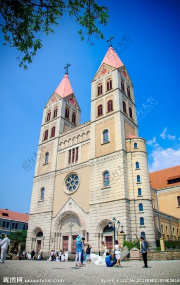 圣米埃尔大教堂图片