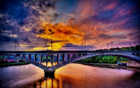 石桥晚景图片