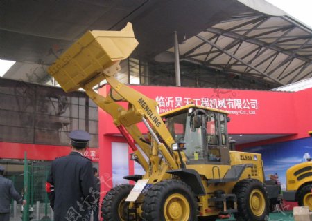 轮式装载机图片