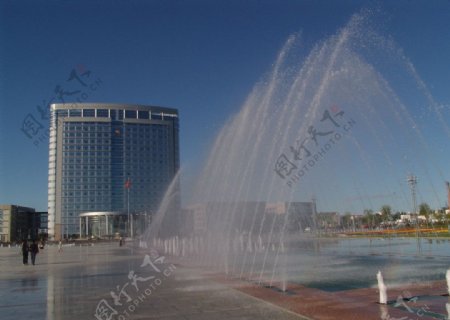 齐齐哈尔市政府图片