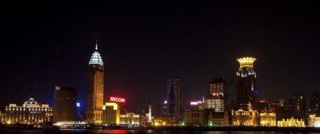 上海外滩浦江夜景图片