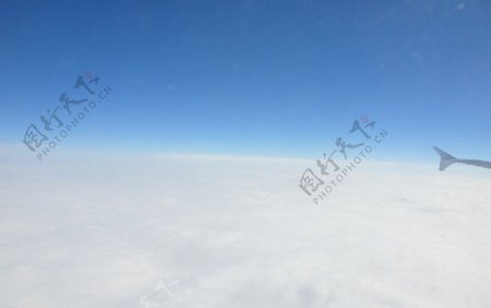 飞机上的空景图片