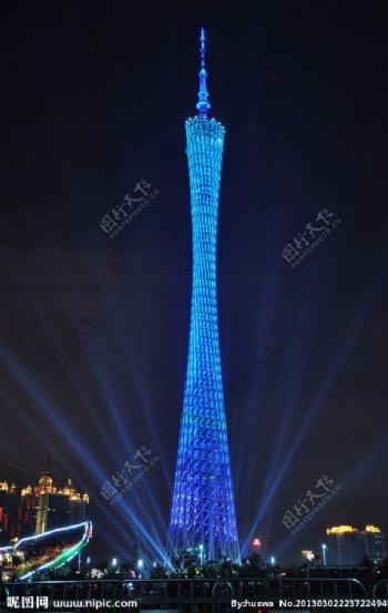蓝色的广州塔图片