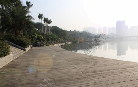 南宁民歌湖图片