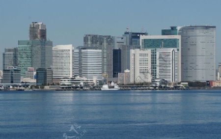 海滨城市的建筑风貌图片