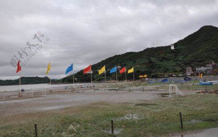 中国渔村的沙滩图片