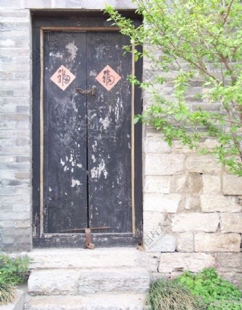 平民家的门图片