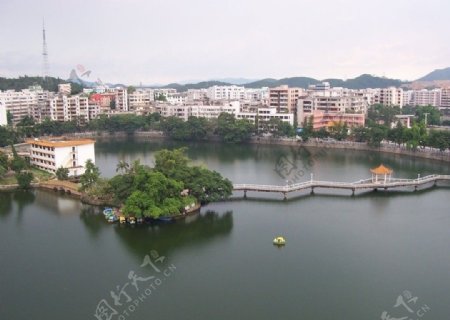 台城人工湖图片