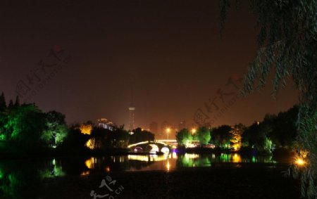 三水湾夜色图片