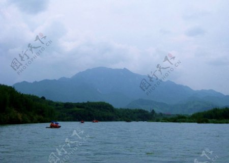 柳溪江漂流图片
